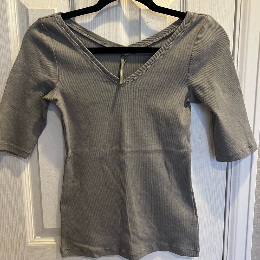 Anthropologie Gray 3/4 Sleeve Top Sz XS